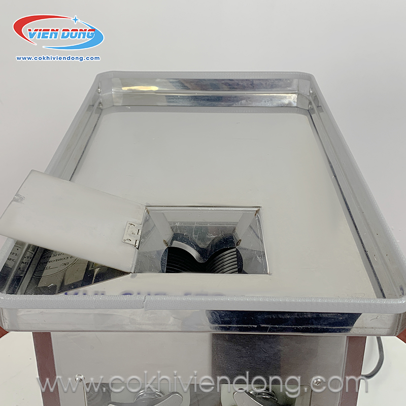 Máy thái thịt bò tươi sống